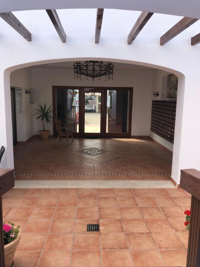 Residencia Cala Dorada Santanyi Exterior photo