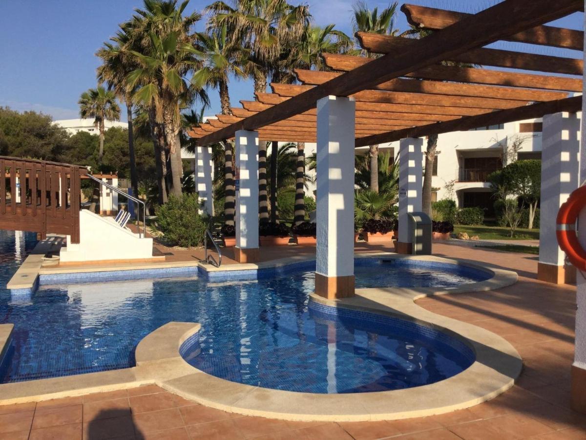 Residencia Cala Dorada Santanyi Exterior photo